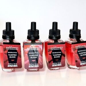 VAMPIRE BLOOD Wallflowers